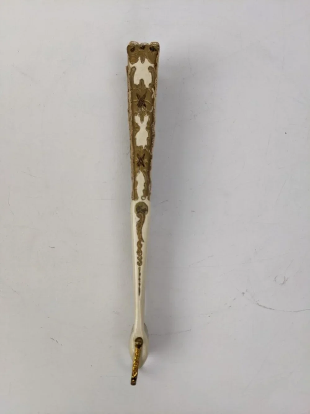 Antique Brussels Lace Hand Fan Sandlewood Ribs Gilding Intact c. 1910